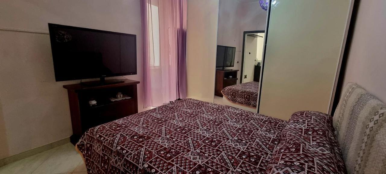 Casa Di Maggio - Centro Storico Napoli Apartment Luaran gambar